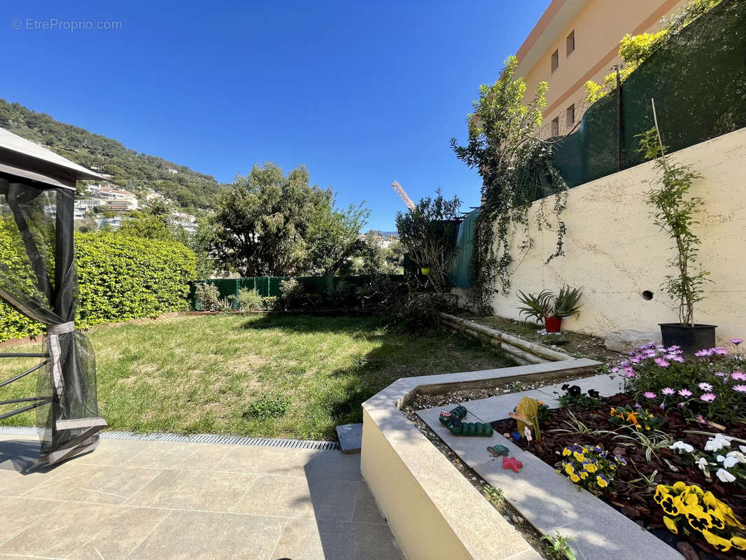 Appartement à ROQUEBRUNE-CAP-MARTIN