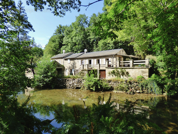 Maison à MILLAU