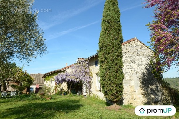 Maison à CLERMONT-DESSOUS