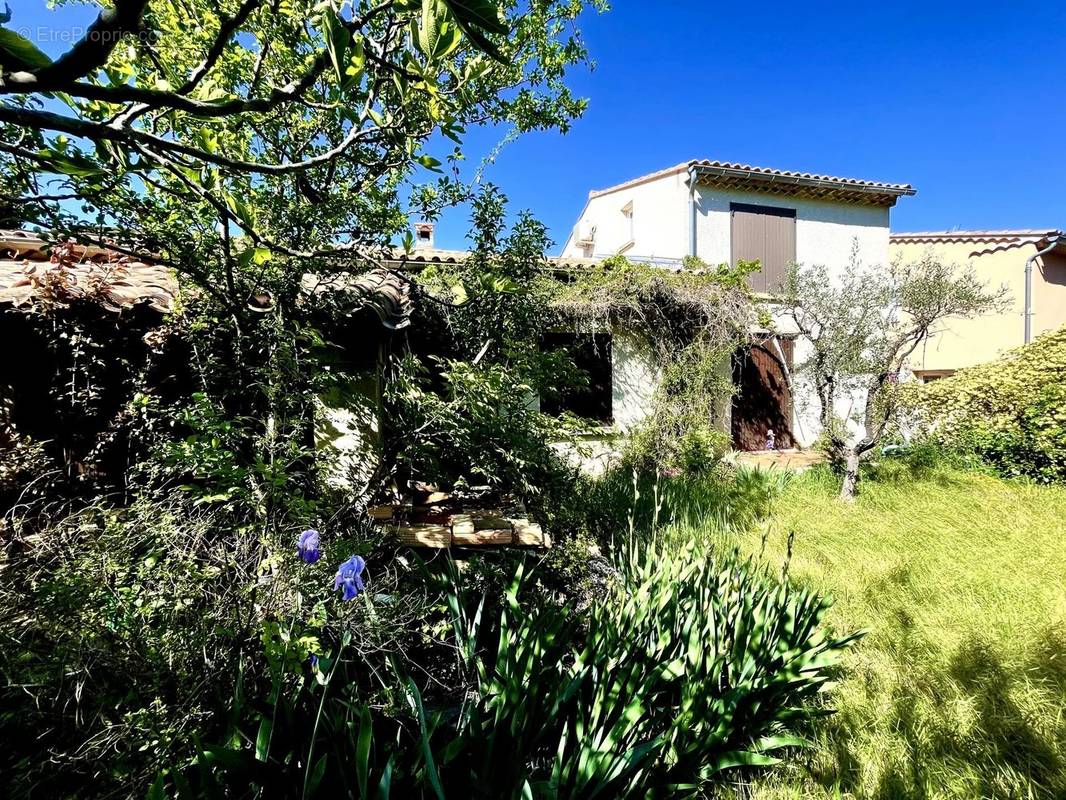 Maison à VAISON-LA-ROMAINE