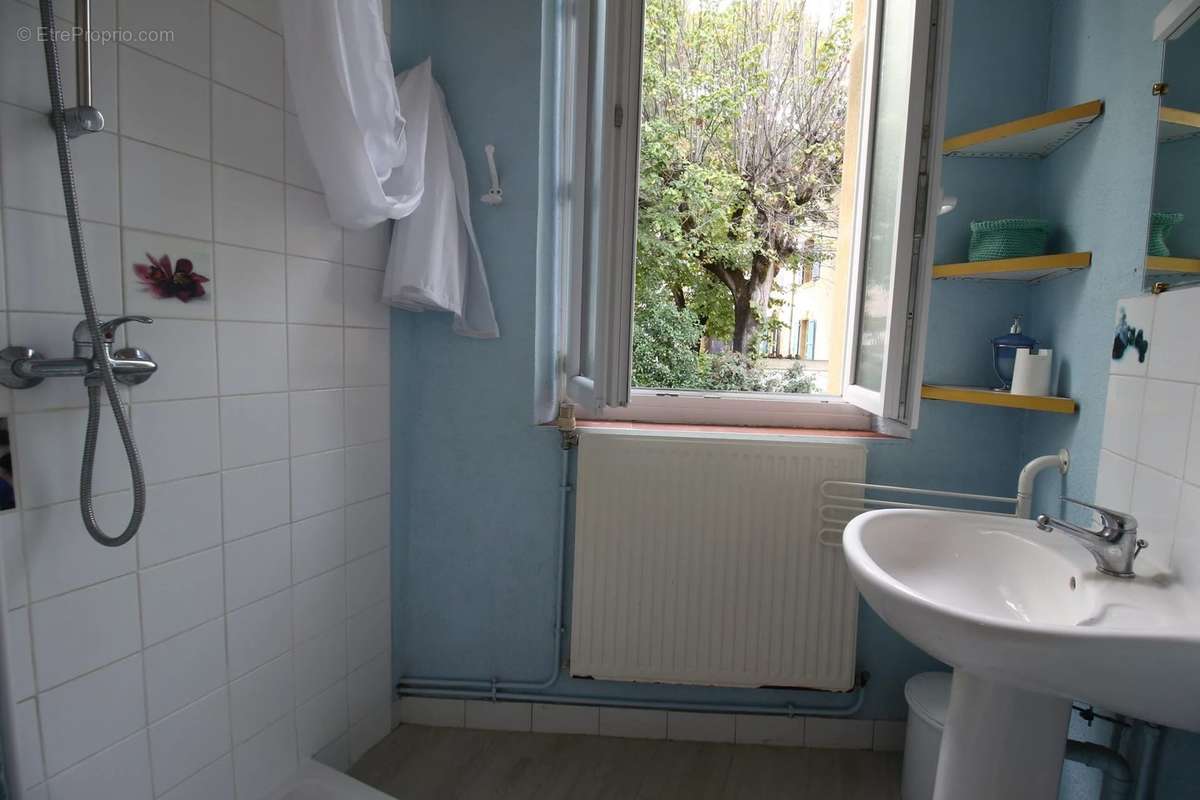 Appartement à RENNES-LES-BAINS