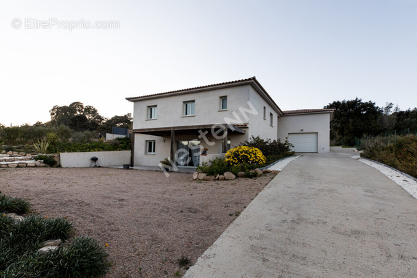 Maison à PORTO-VECCHIO