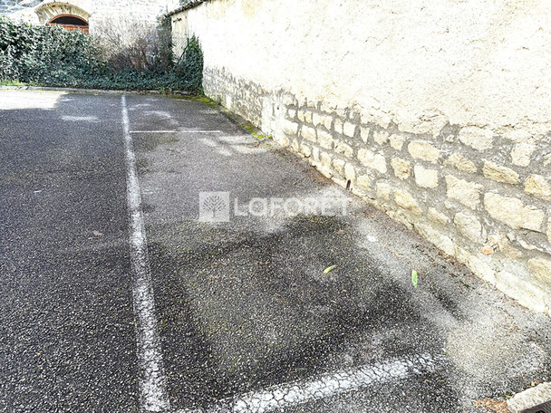 Parking à MORNANT