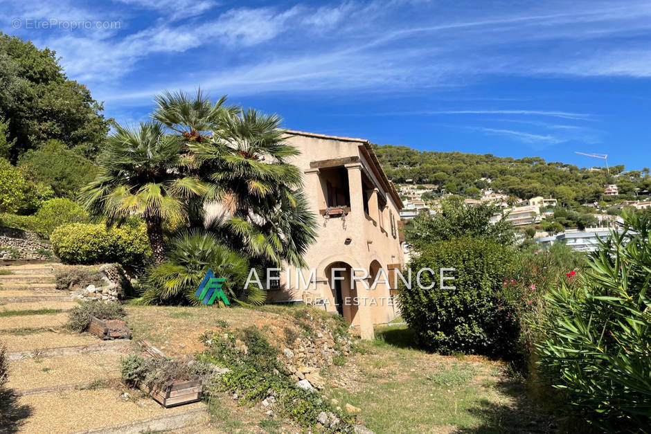 Maison à ROQUEBRUNE-CAP-MARTIN