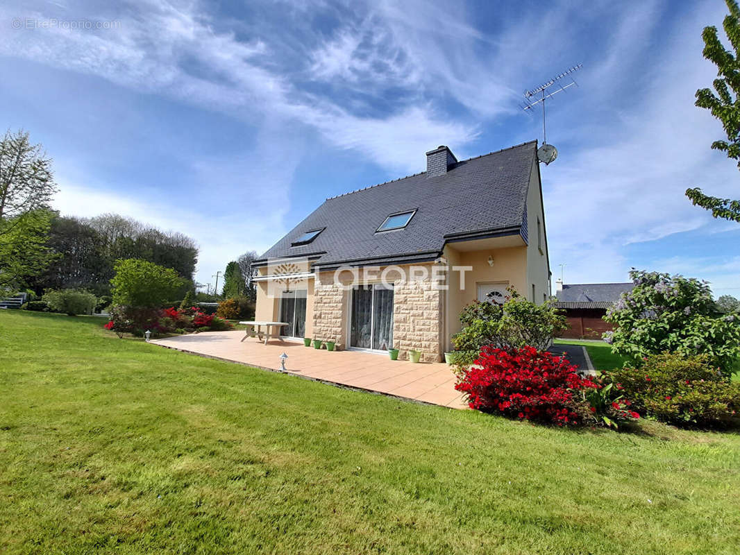 Maison à GUINGAMP