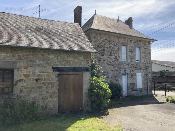 Maison à NEUILLY-LE-VENDIN