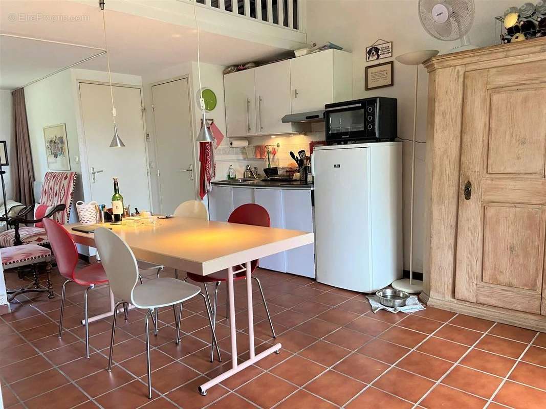 Appartement à VILLENEUVE-LOUBET