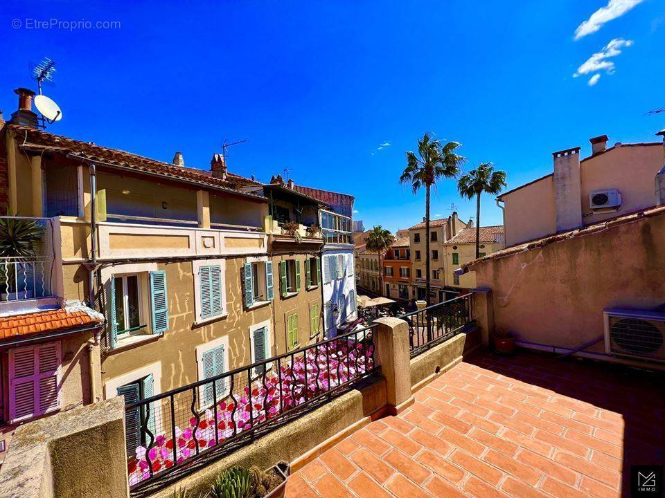 Appartement à SANARY-SUR-MER