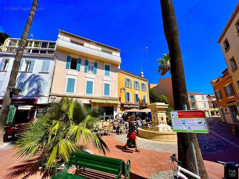 Appartement à SANARY-SUR-MER