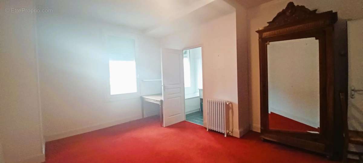 Appartement à GOUZON