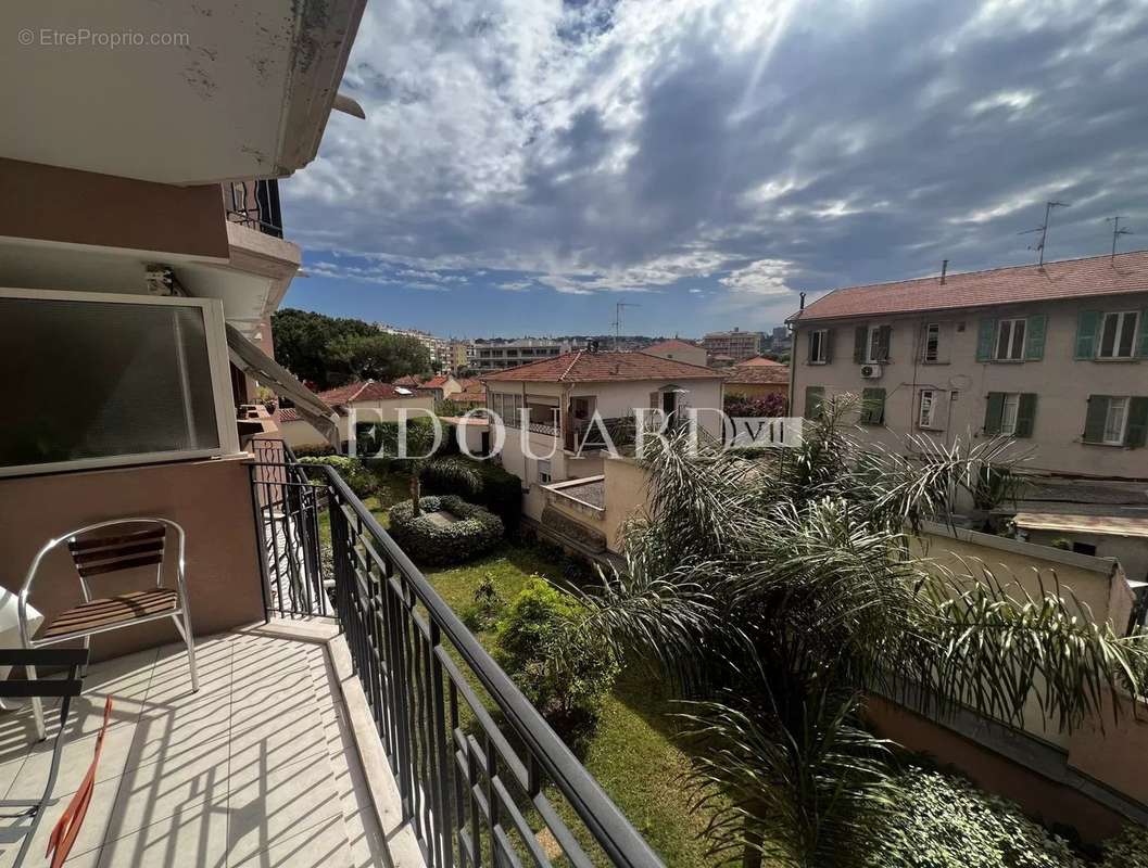 Appartement à ROQUEBRUNE-CAP-MARTIN