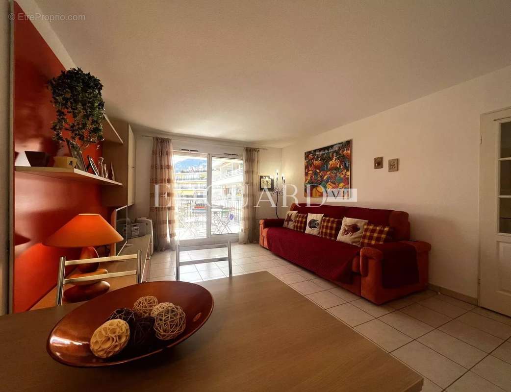 Appartement à ROQUEBRUNE-CAP-MARTIN