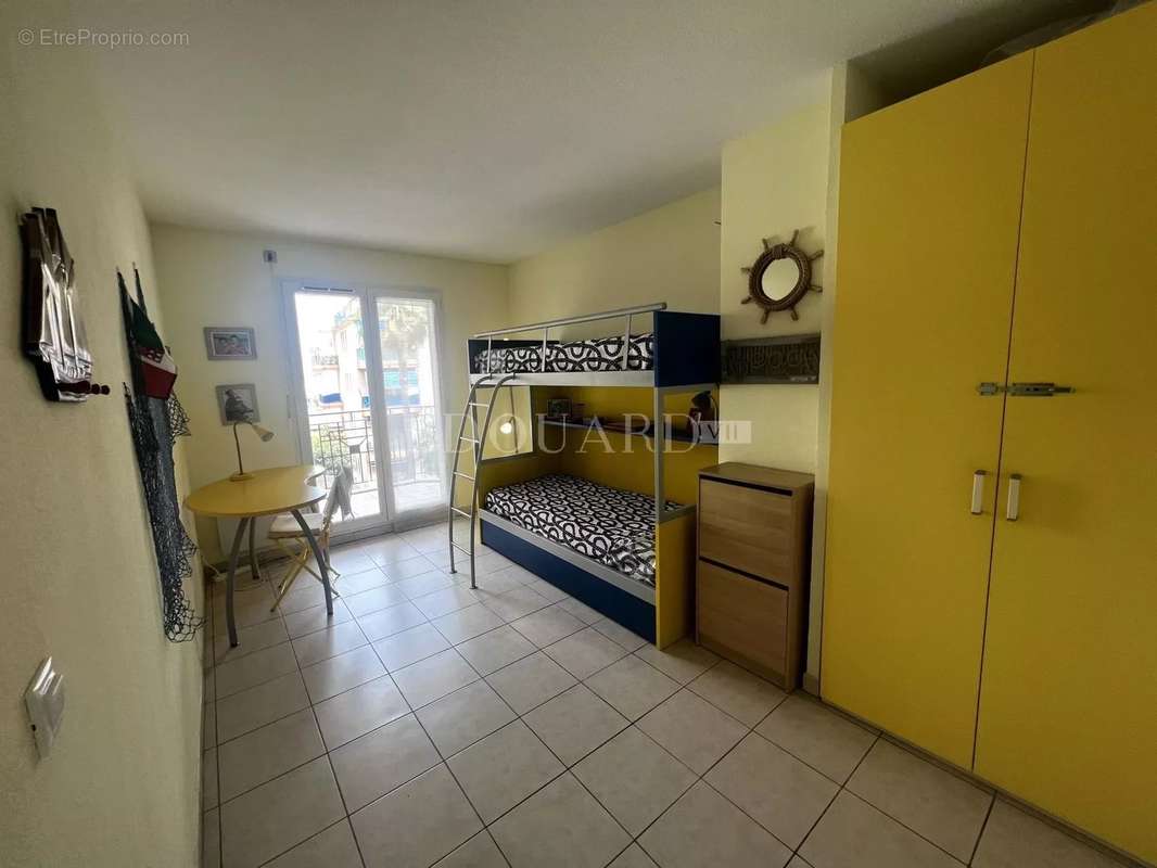 Appartement à ROQUEBRUNE-CAP-MARTIN