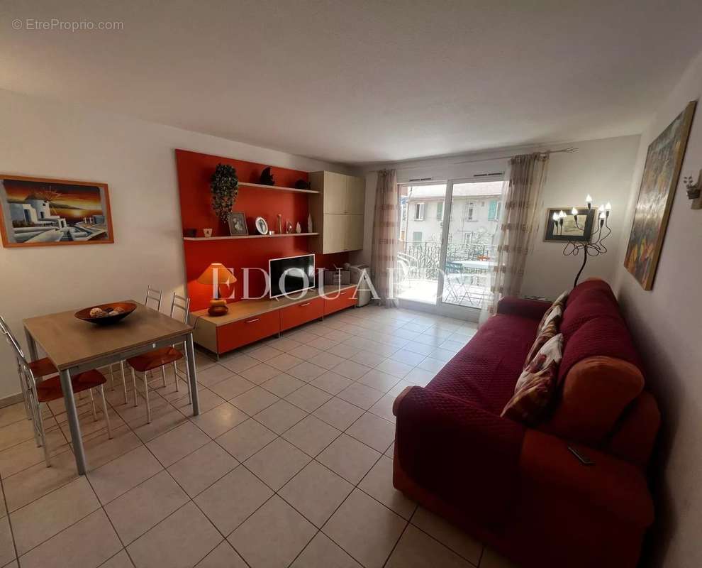 Appartement à ROQUEBRUNE-CAP-MARTIN