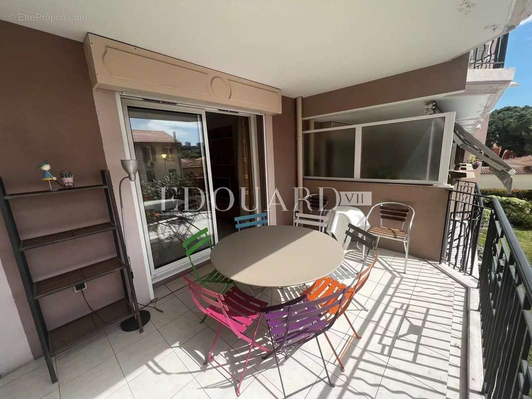 Appartement à ROQUEBRUNE-CAP-MARTIN