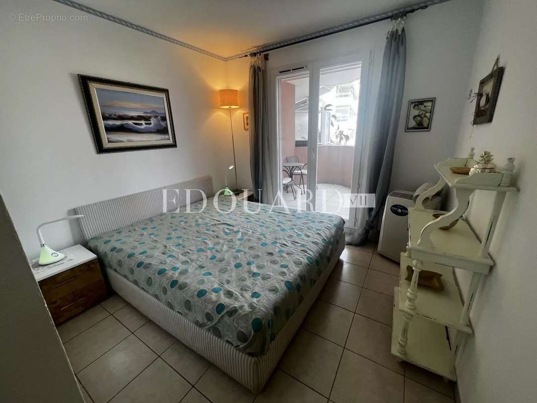 Appartement à ROQUEBRUNE-CAP-MARTIN