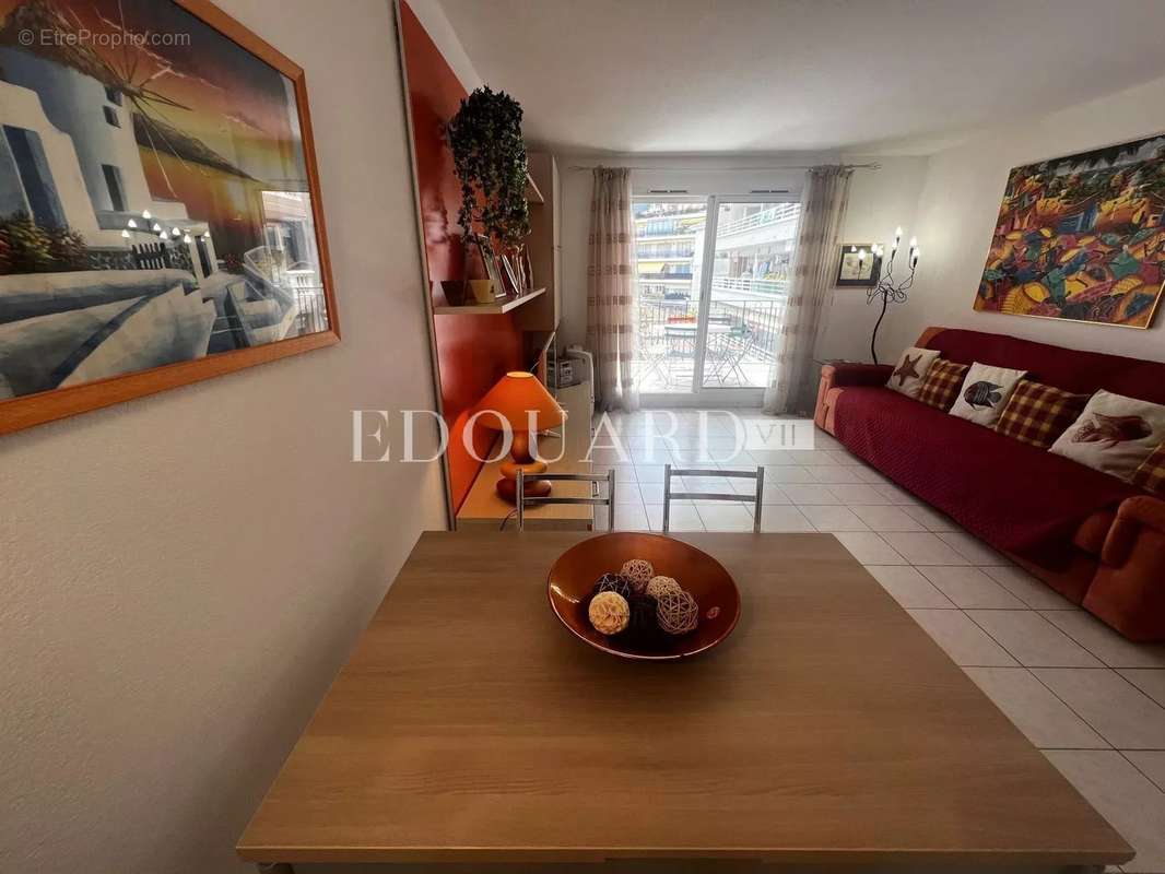 Appartement à ROQUEBRUNE-CAP-MARTIN