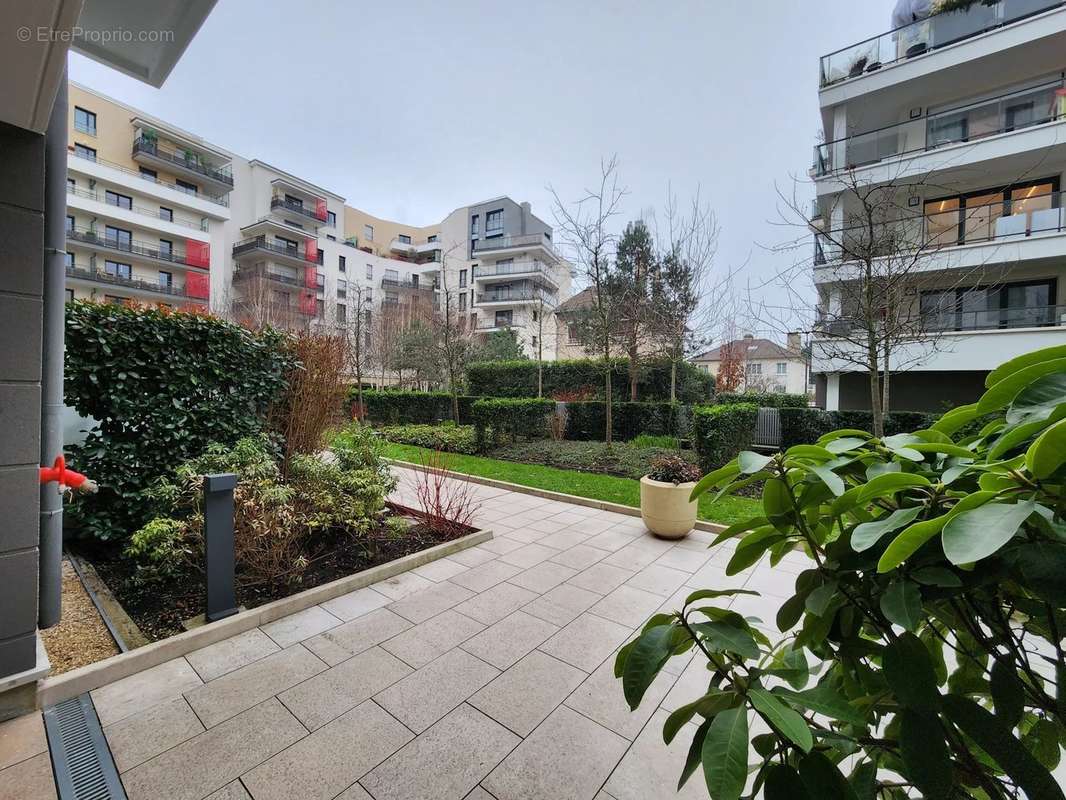 Appartement à BOIS-COLOMBES