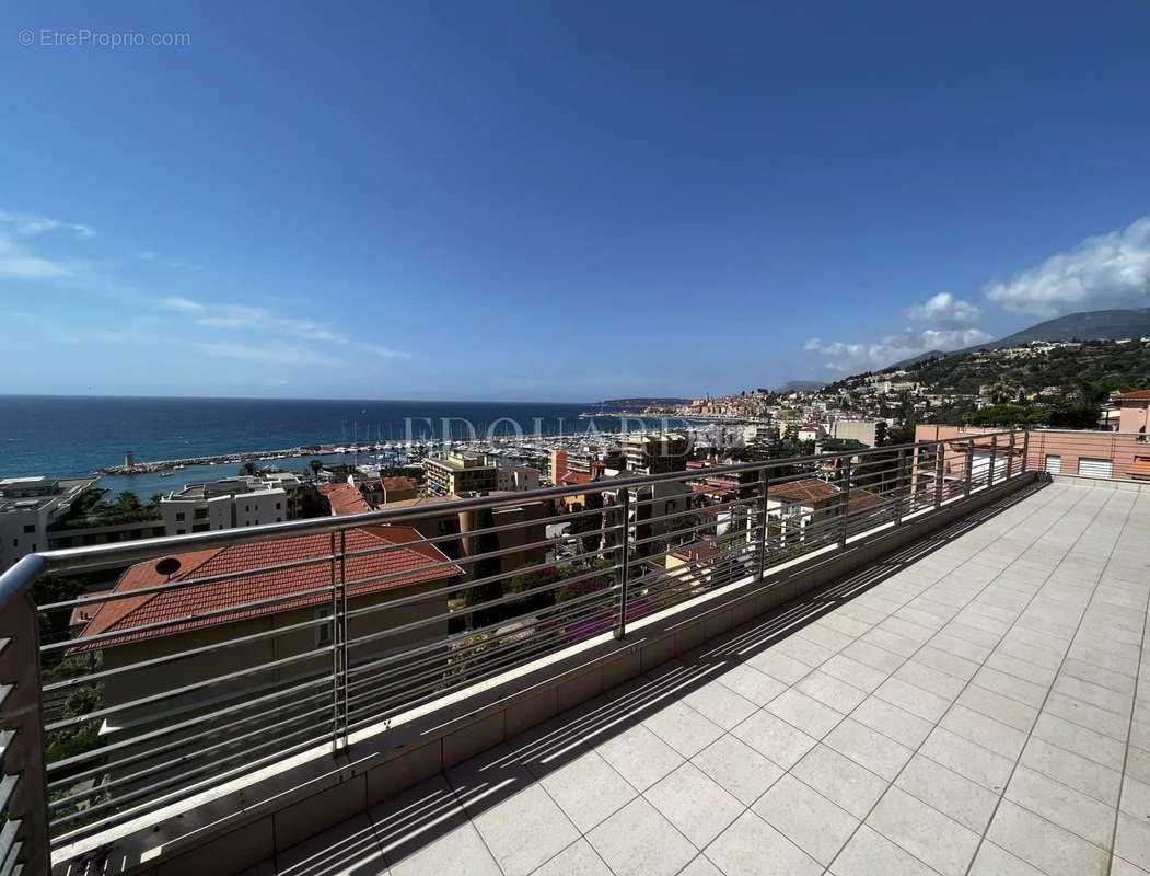 Appartement à MENTON