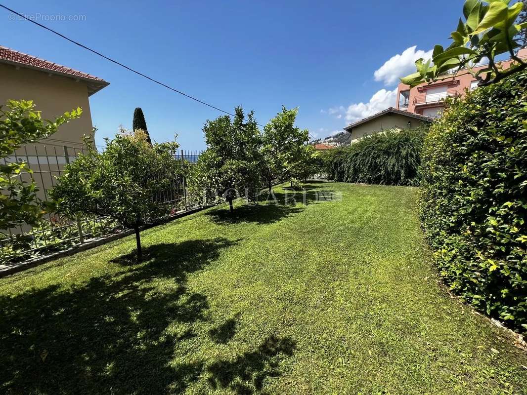 Appartement à MENTON