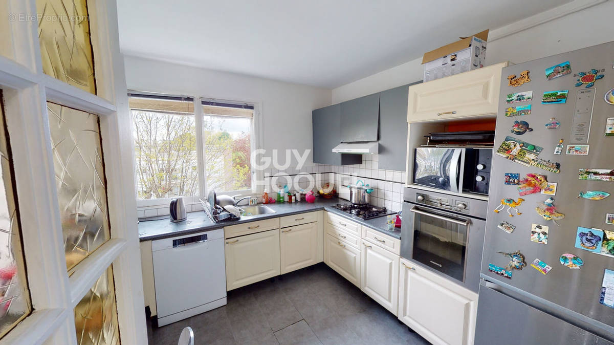 Appartement à ENGHIEN-LES-BAINS