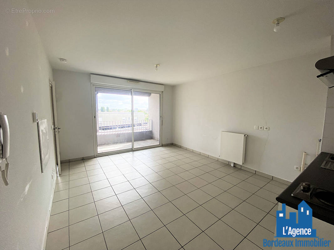 Appartement à BEGLES