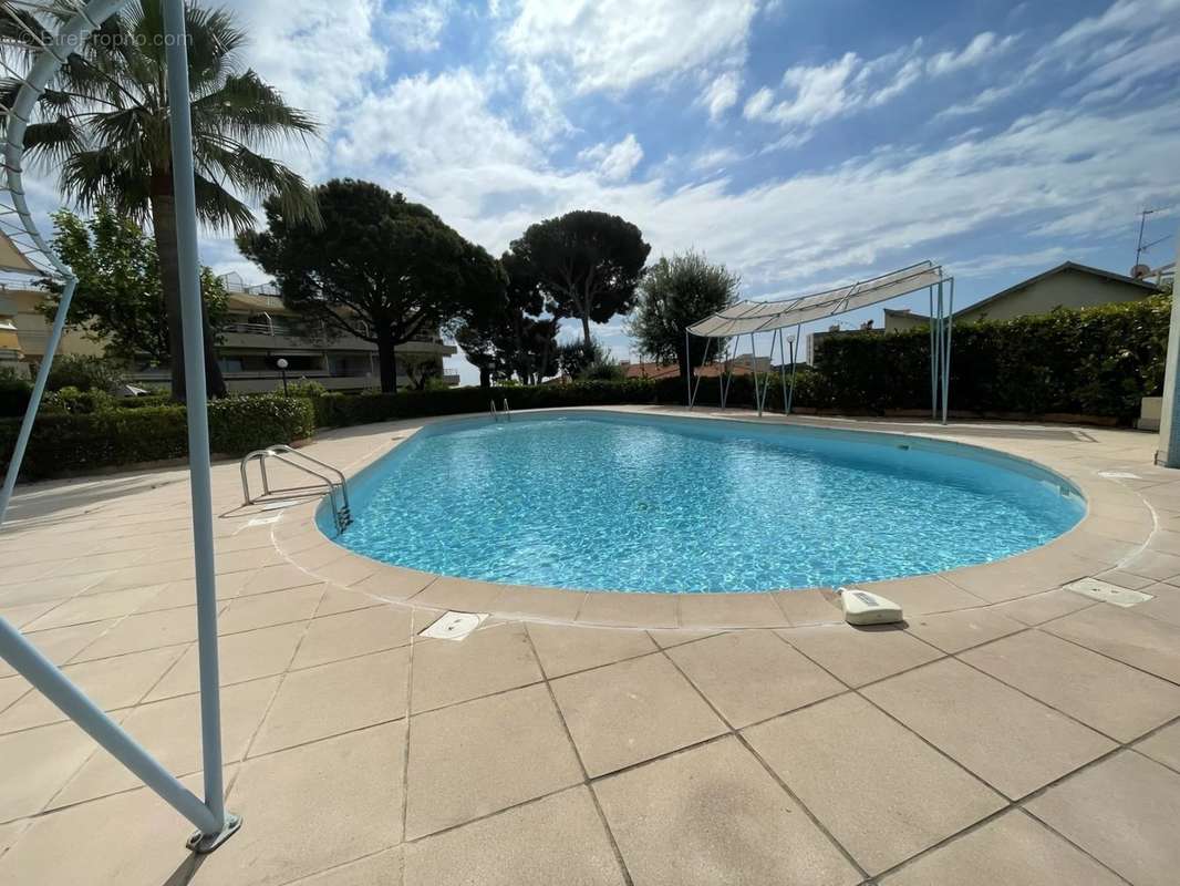 Appartement à ROQUEBRUNE-CAP-MARTIN