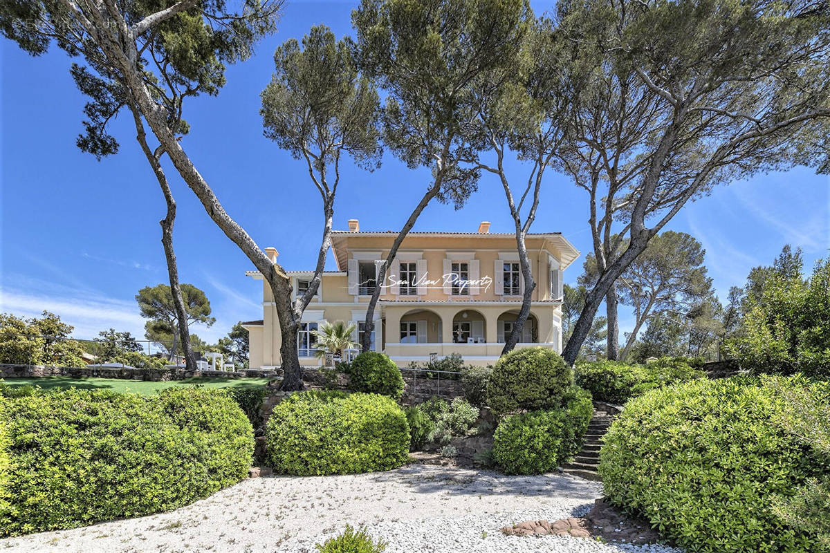 Maison à SAINT-RAPHAEL