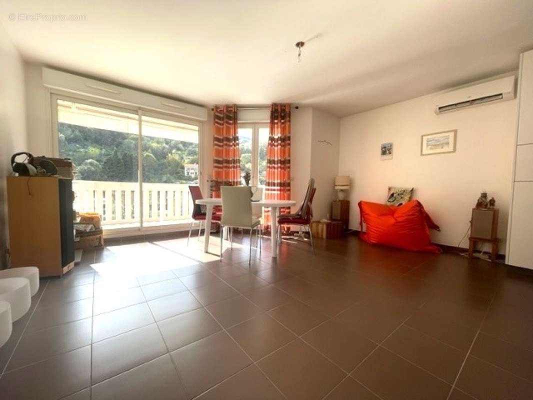 Appartement à MENTON