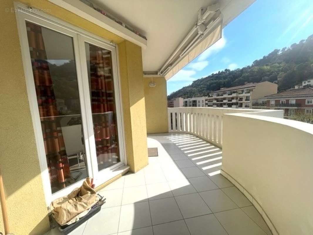 Appartement à MENTON