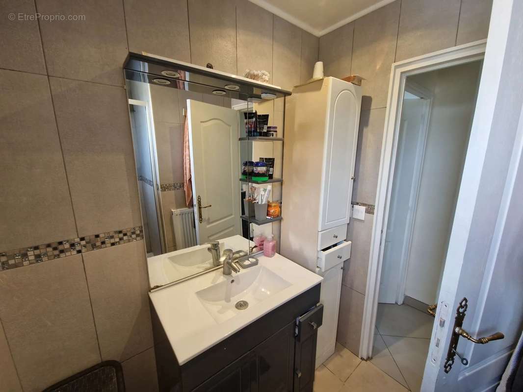 Appartement à VENCE