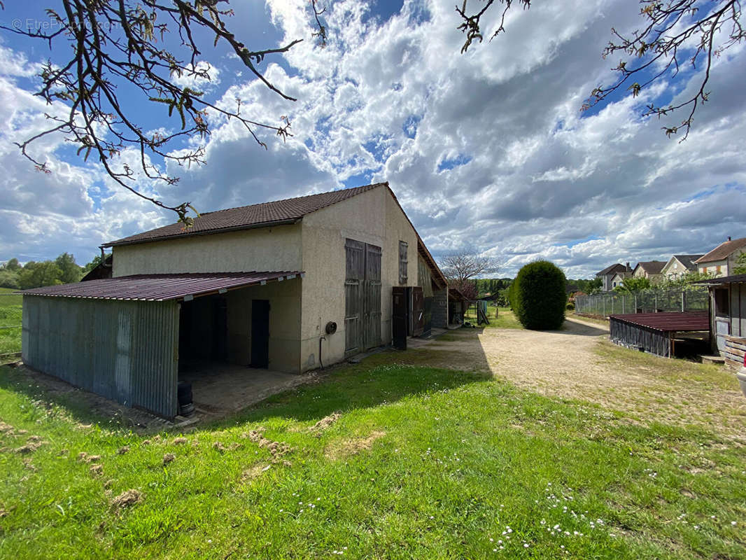 Maison à LA COQUILLE