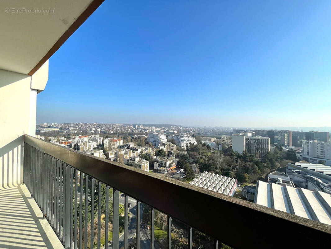 Appartement à FONTENAY-SOUS-BOIS