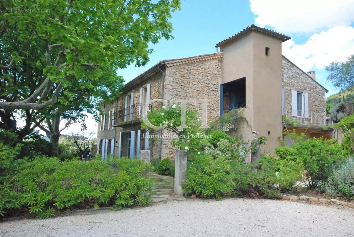 Maison à VAISON-LA-ROMAINE