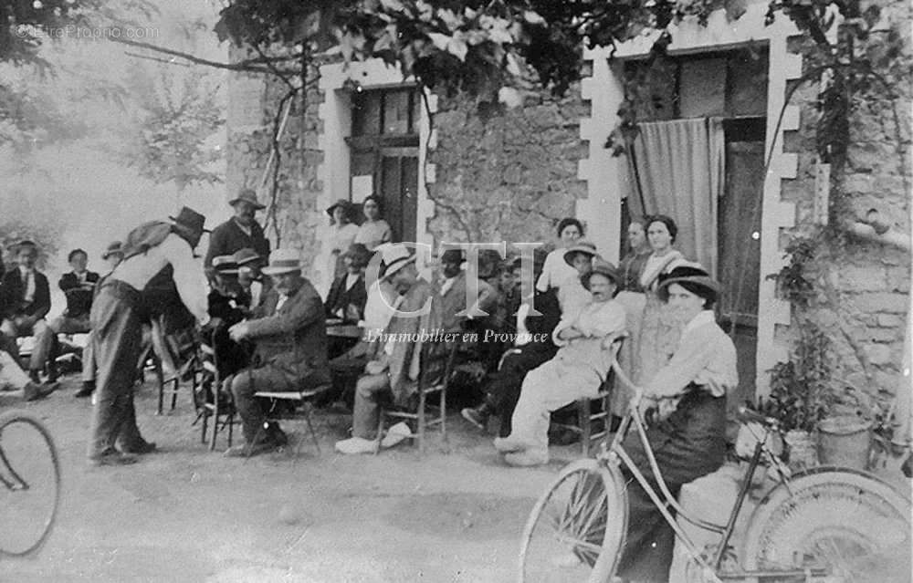 Maison à VAISON-LA-ROMAINE