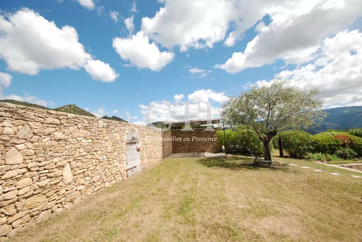 Maison à VAISON-LA-ROMAINE