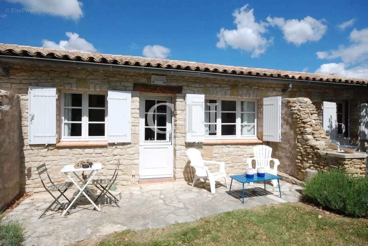 Maison à VAISON-LA-ROMAINE