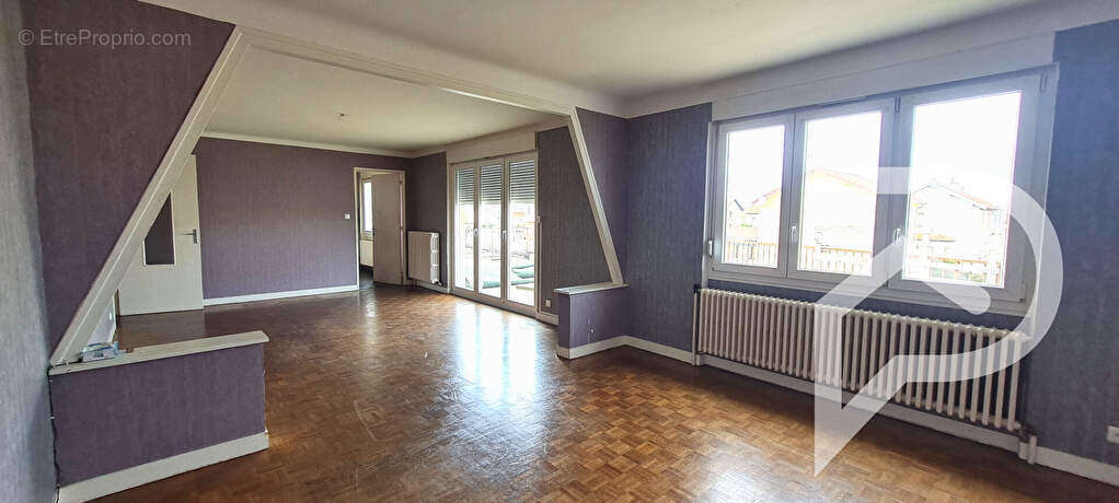 Appartement à CONFLANS-EN-JARNISY