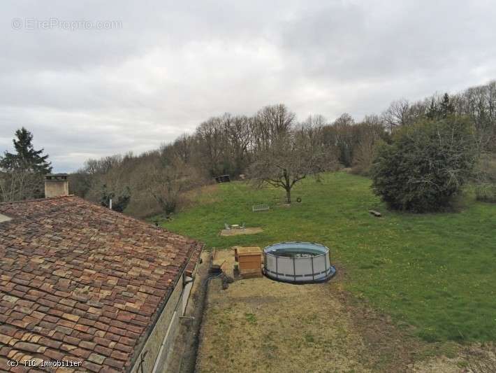 Maison à CHAMPAGNE-MOUTON