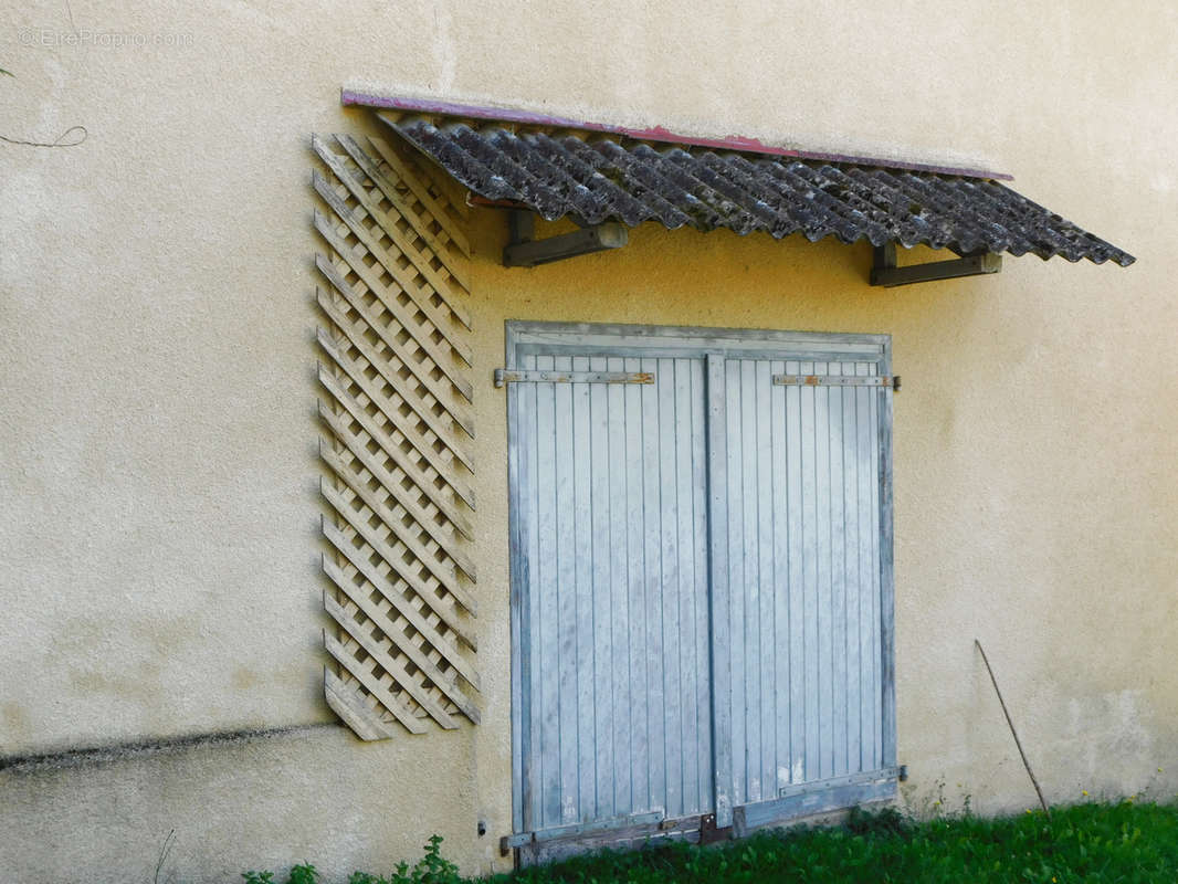 Maison à TACHOIRES