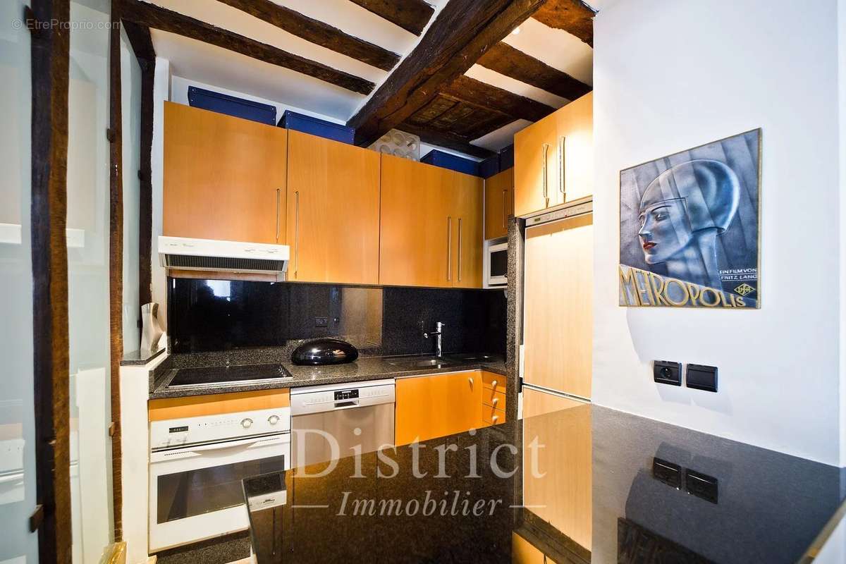 Appartement à PARIS-4E