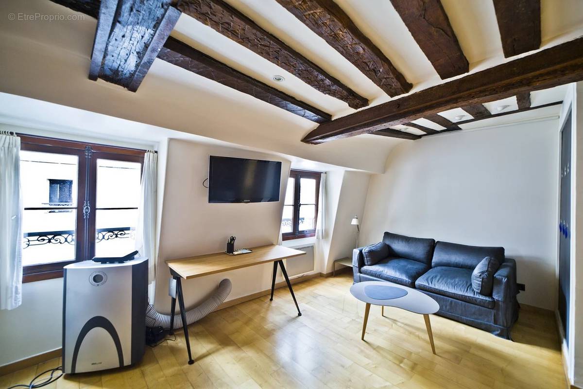 Appartement à PARIS-4E