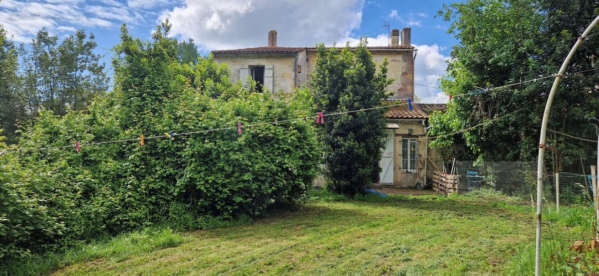 Maison à CUSSAC-FORT-MEDOC