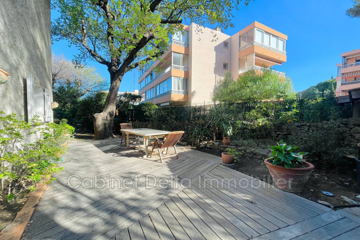 Appartement à SANARY-SUR-MER