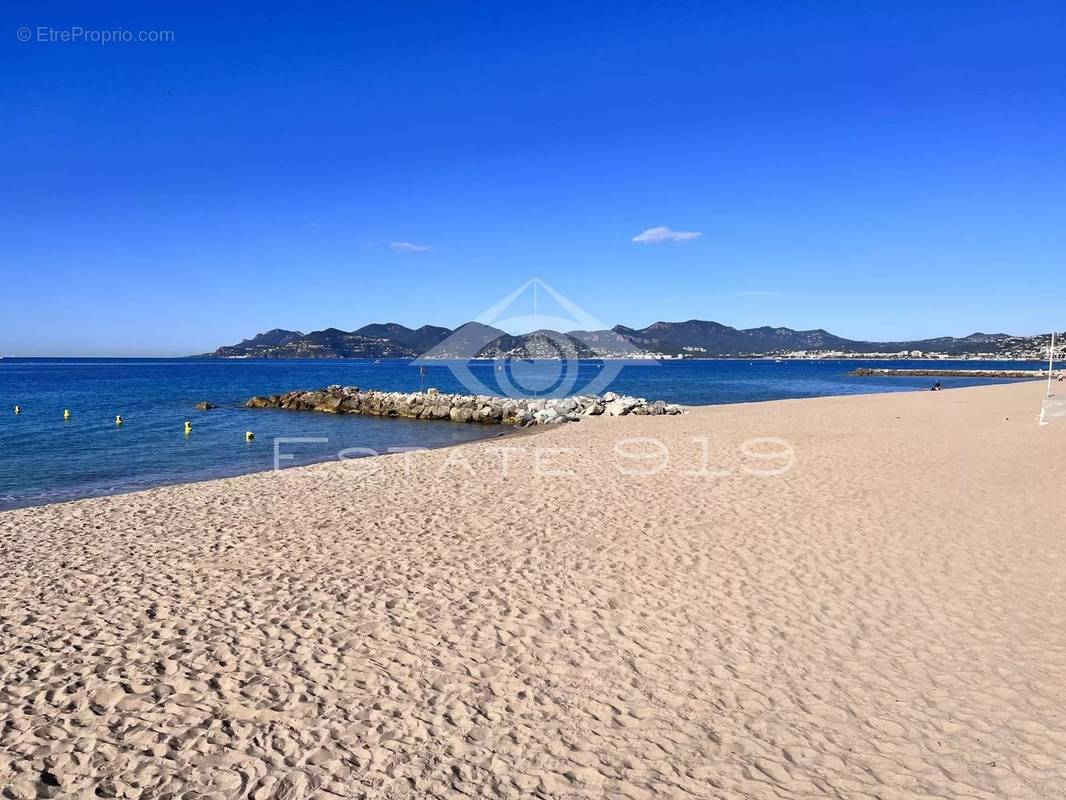 Appartement à CANNES