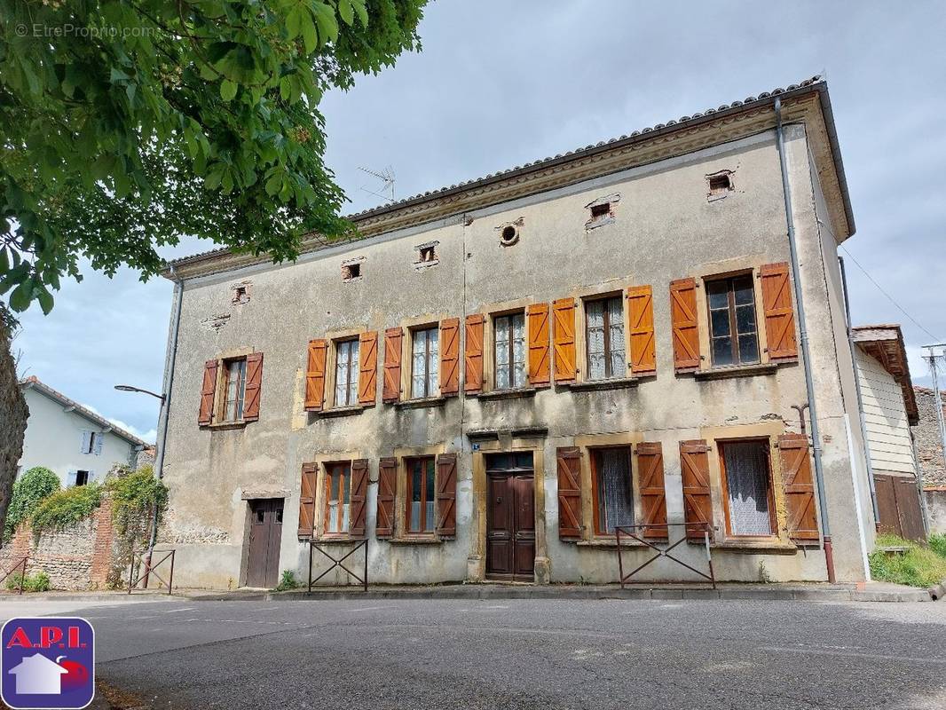 Maison à CAZERES