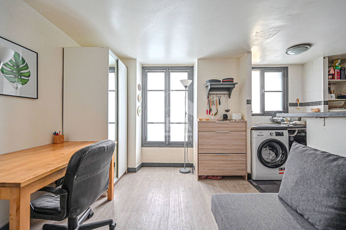 Appartement à PARIS-12E