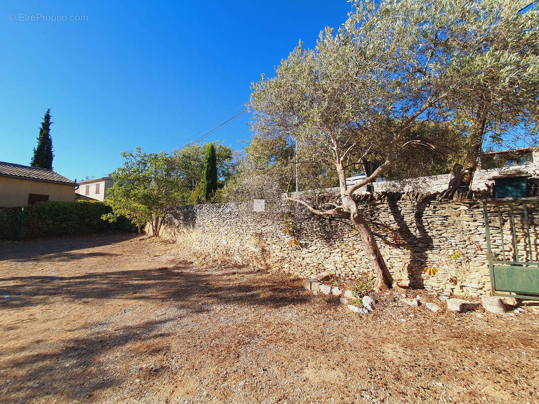 Maison à SAINT-SATURNIN-LES-APT