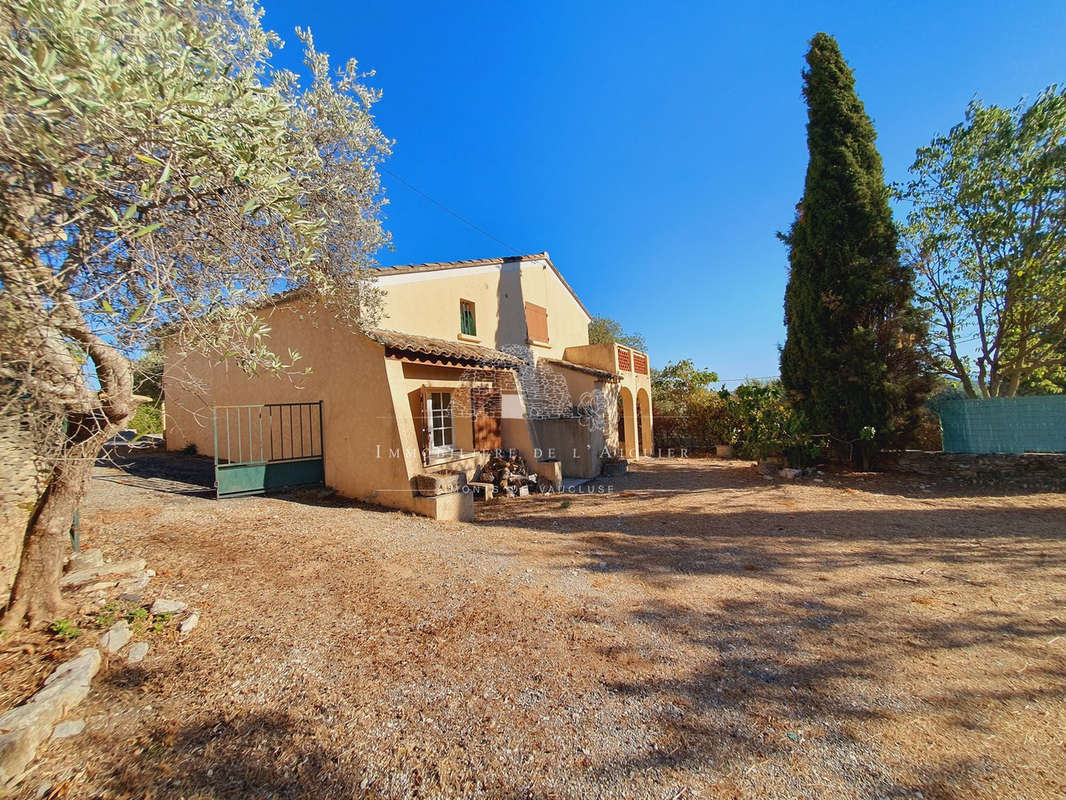 Maison à SAINT-SATURNIN-LES-APT