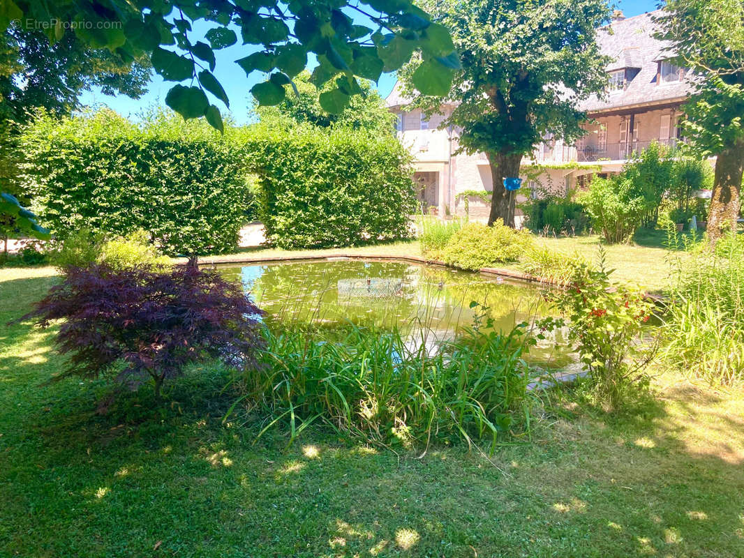 Maison à ARPAJON-SUR-CERE